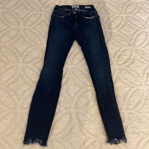 Frame denim “Le Skinny de Jeanne” size 25